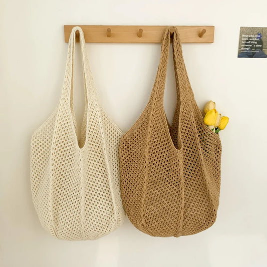 Women's Woven Wicker Shoulder Bags