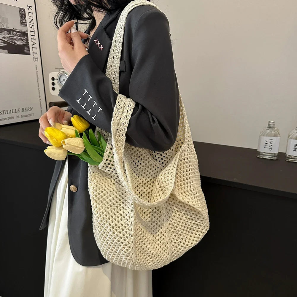Women's Woven Wicker Shoulder Bags