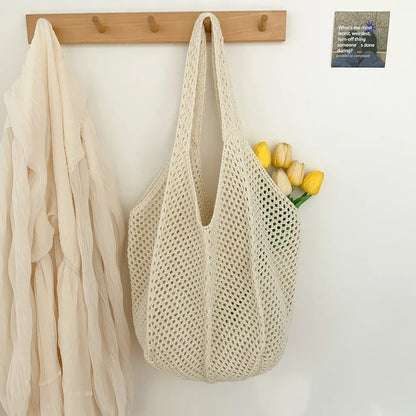 Women's Woven Wicker Shoulder Bags