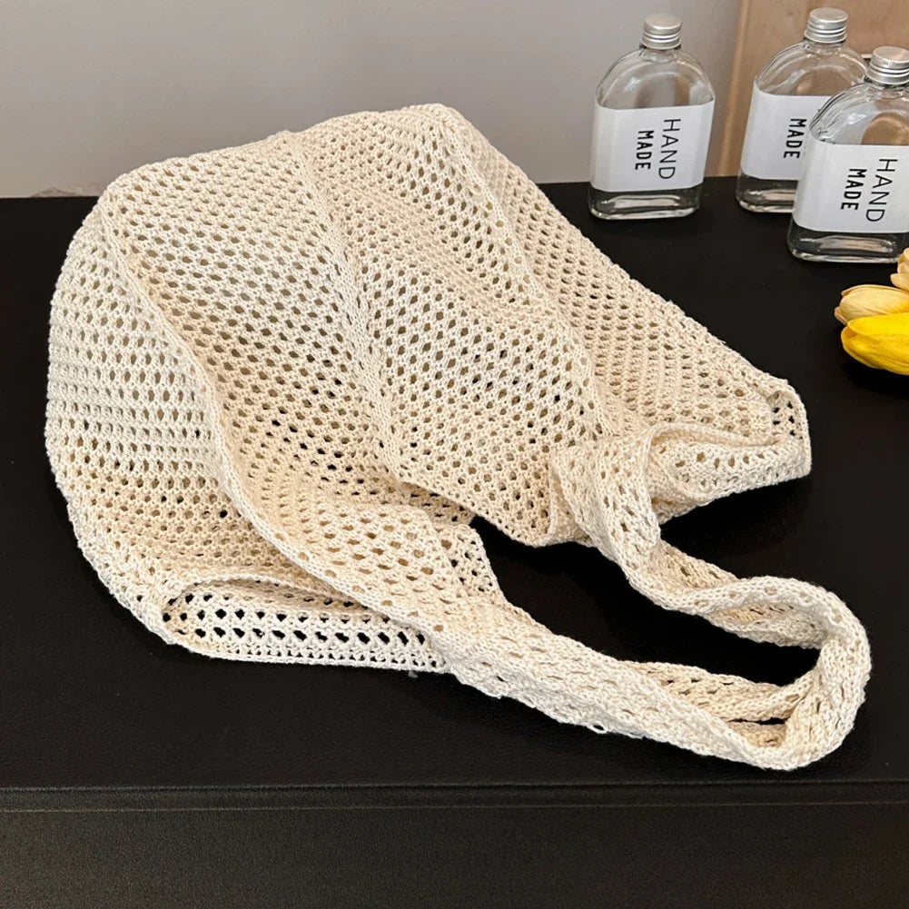 Women's Woven Wicker Shoulder Bags