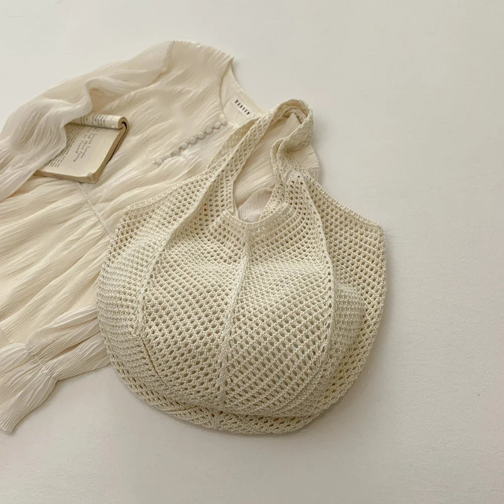 Women's Woven Wicker Shoulder Bags