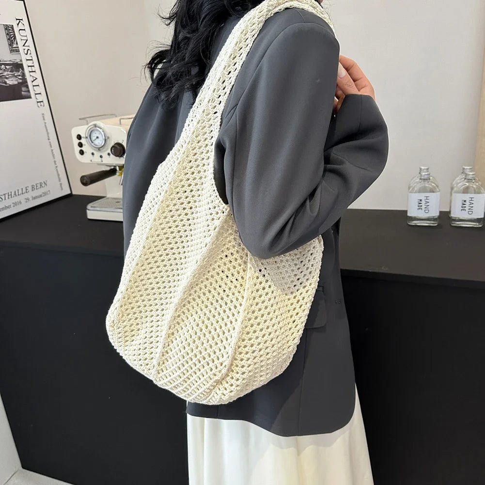 Women's Woven Wicker Shoulder Bags