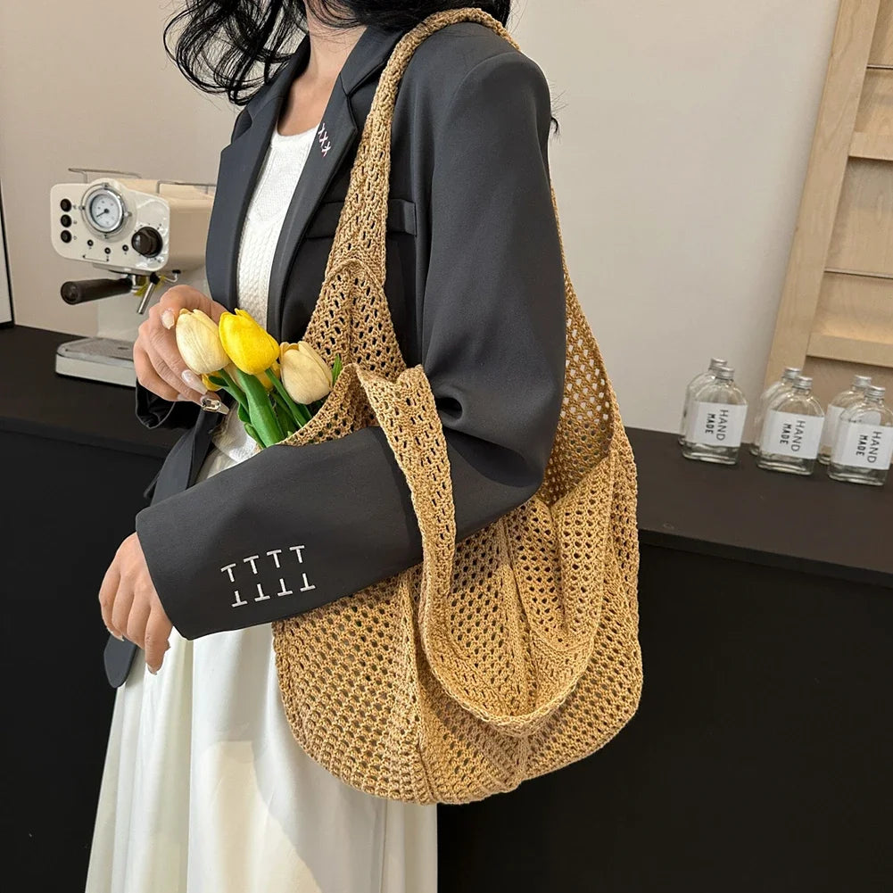 Women's Woven Wicker Shoulder Bags