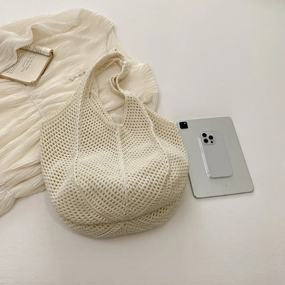 Women's Woven Wicker Shoulder Bags